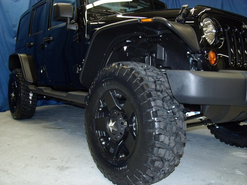Custom Jeep Wrangler Unlimited Sahara