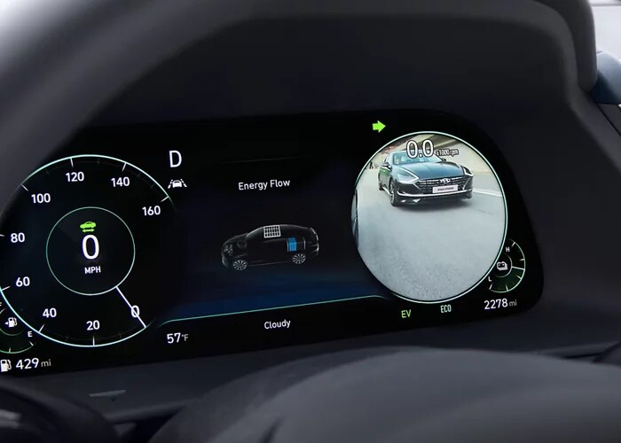 Hyundai Sonata Hybrid odometer