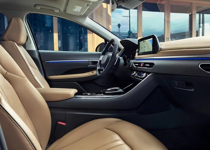 Hyundai Sonata Hybrid interior