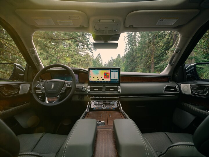 2022-Lincoln-Navigator-BlackLabel-SUV-I02.jpeg