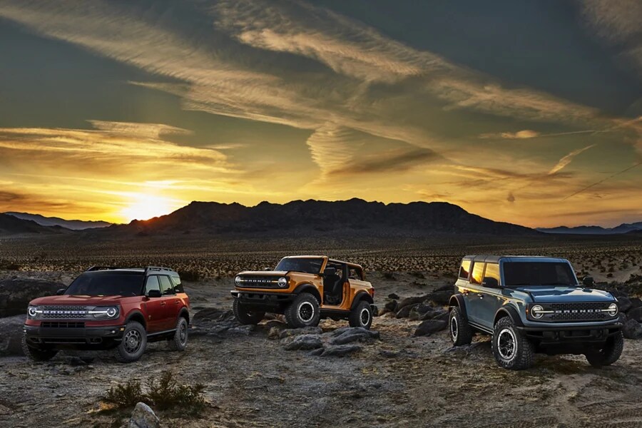 22_FD_BRO_725_cx430_bronco_fna_line_up.webp