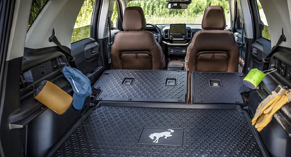 2022 Ford Bronco Fold Flat 2nd Row Seats