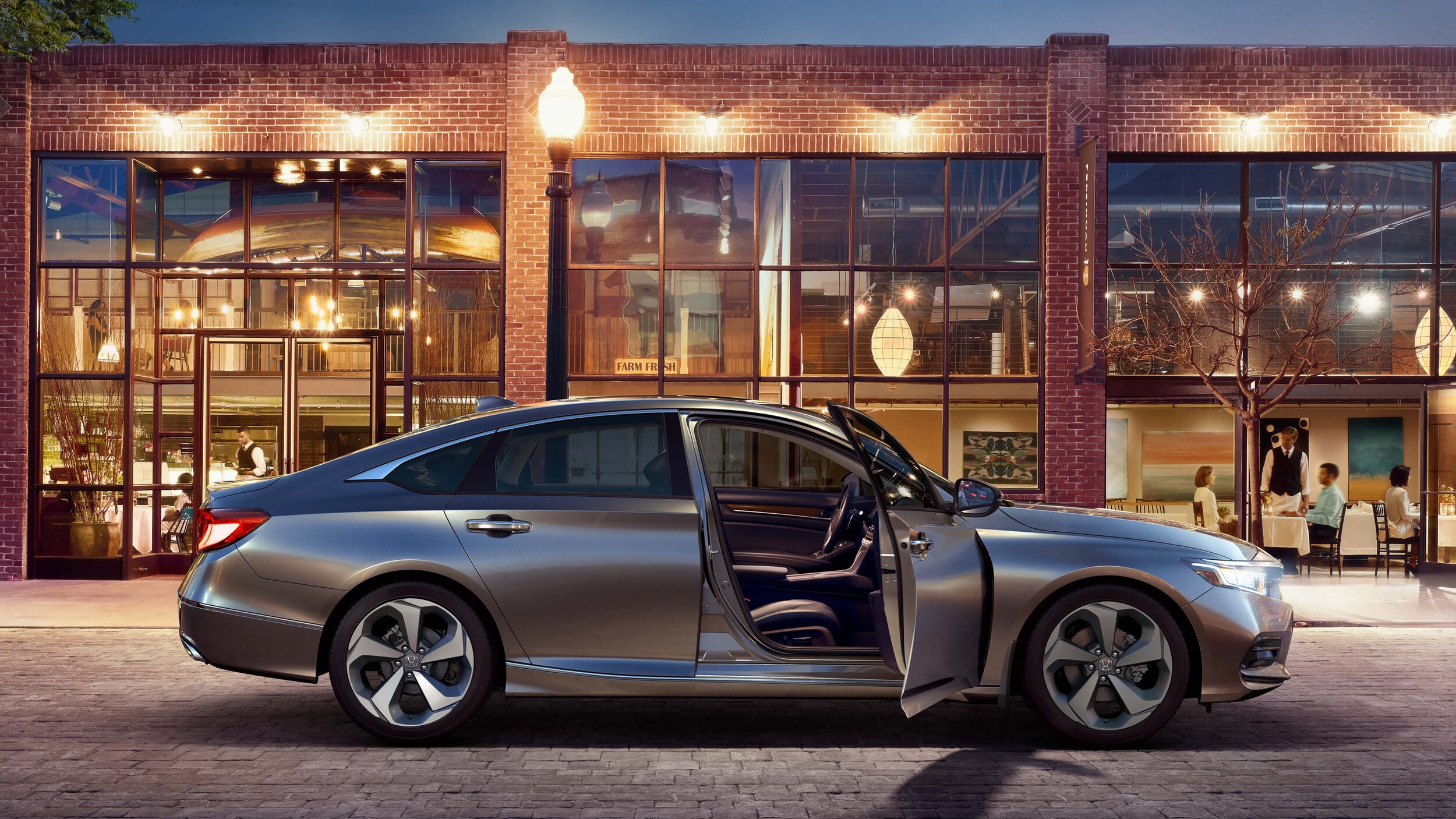 2020 Honda Accord Style