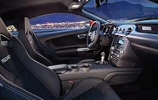 2016 Ford Mustang cockpit 2016 Ford Mustang cockpit
