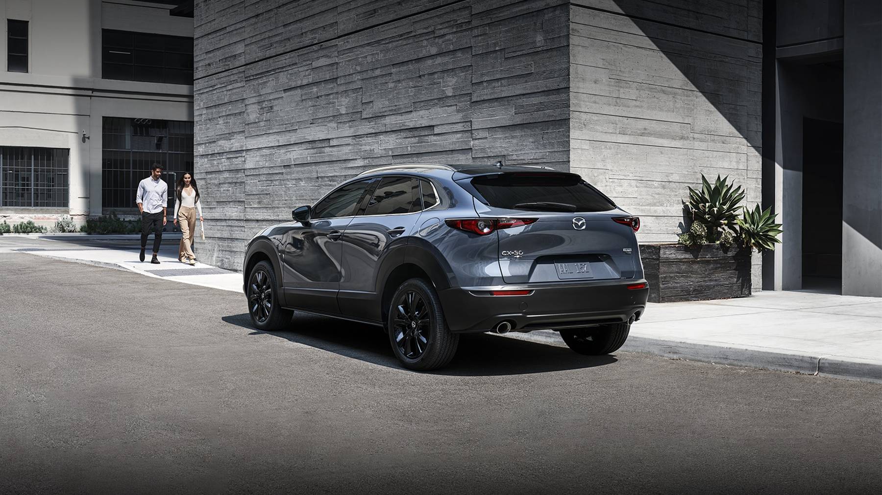 2022-Mazda-CX-30-crossover-SUV.jpg
