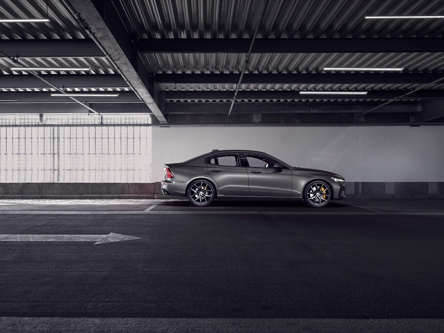 230824_New_Volvo_S60_Polestar_Engineered_exterior.jpg
