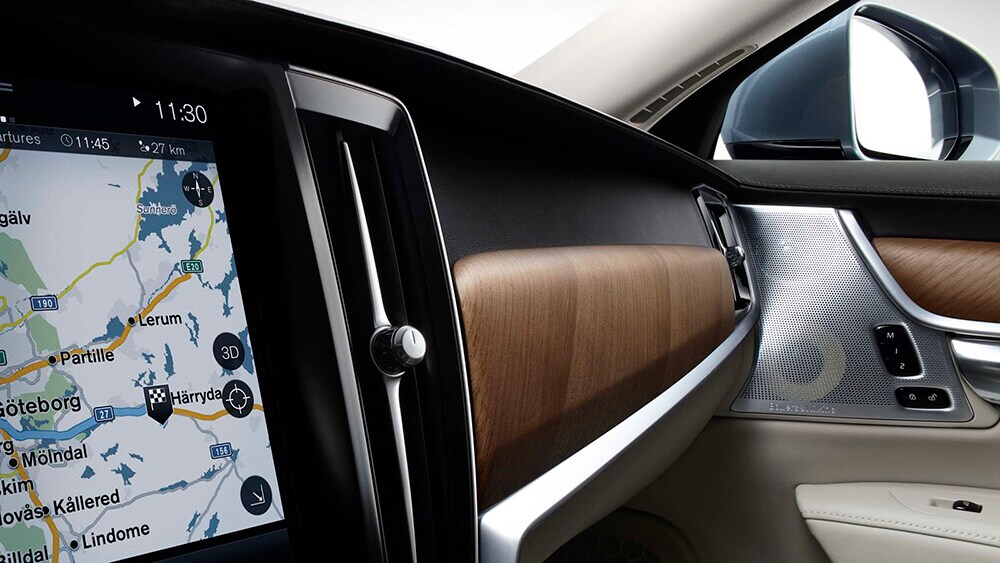 2018 Volvo S90 Interior Gallery 8.jpg 2018 S90 Navigation