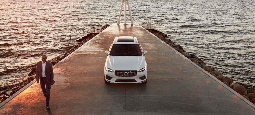 2019 Volvo XC60 By Lake.jpg