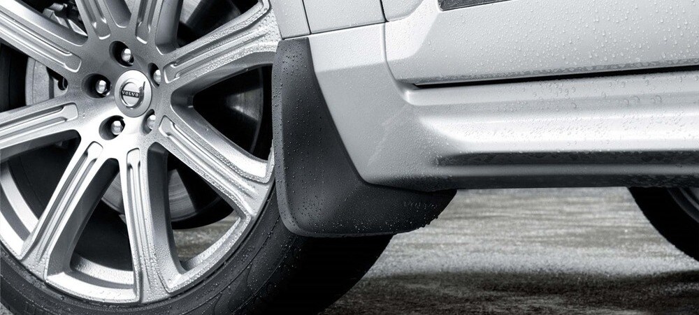 Volvo XC90 Tires.jpg