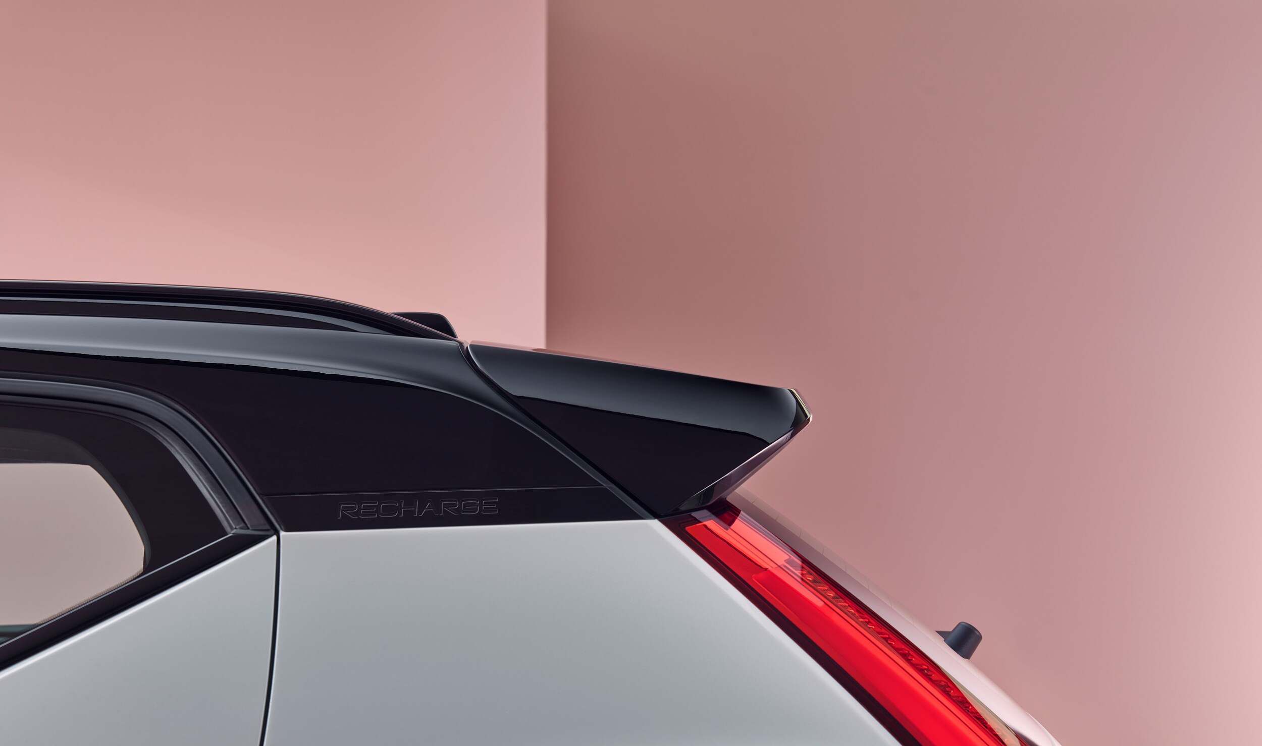Volvo XC40 Recharge P8