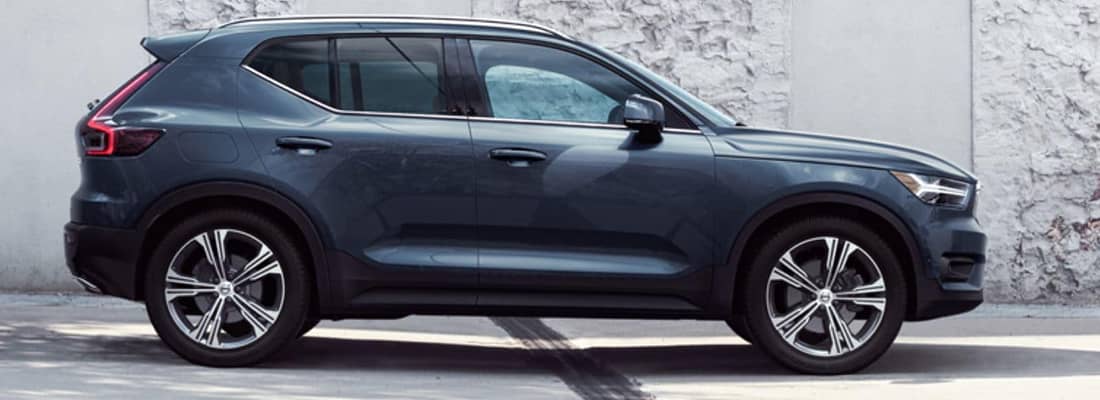 2019 Volvo XC40 Trims