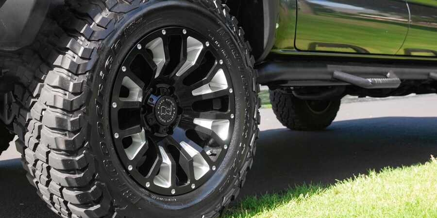 _SB_6292_RMX_Dodge_900x450.jpg