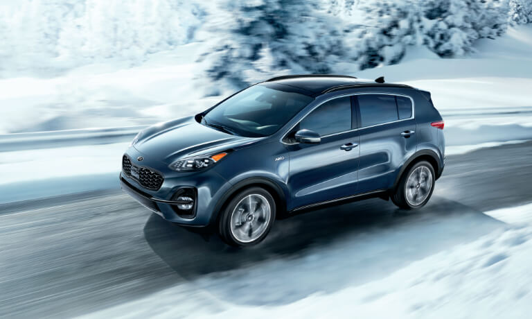 2020 Kia Sportage driving in cold weather