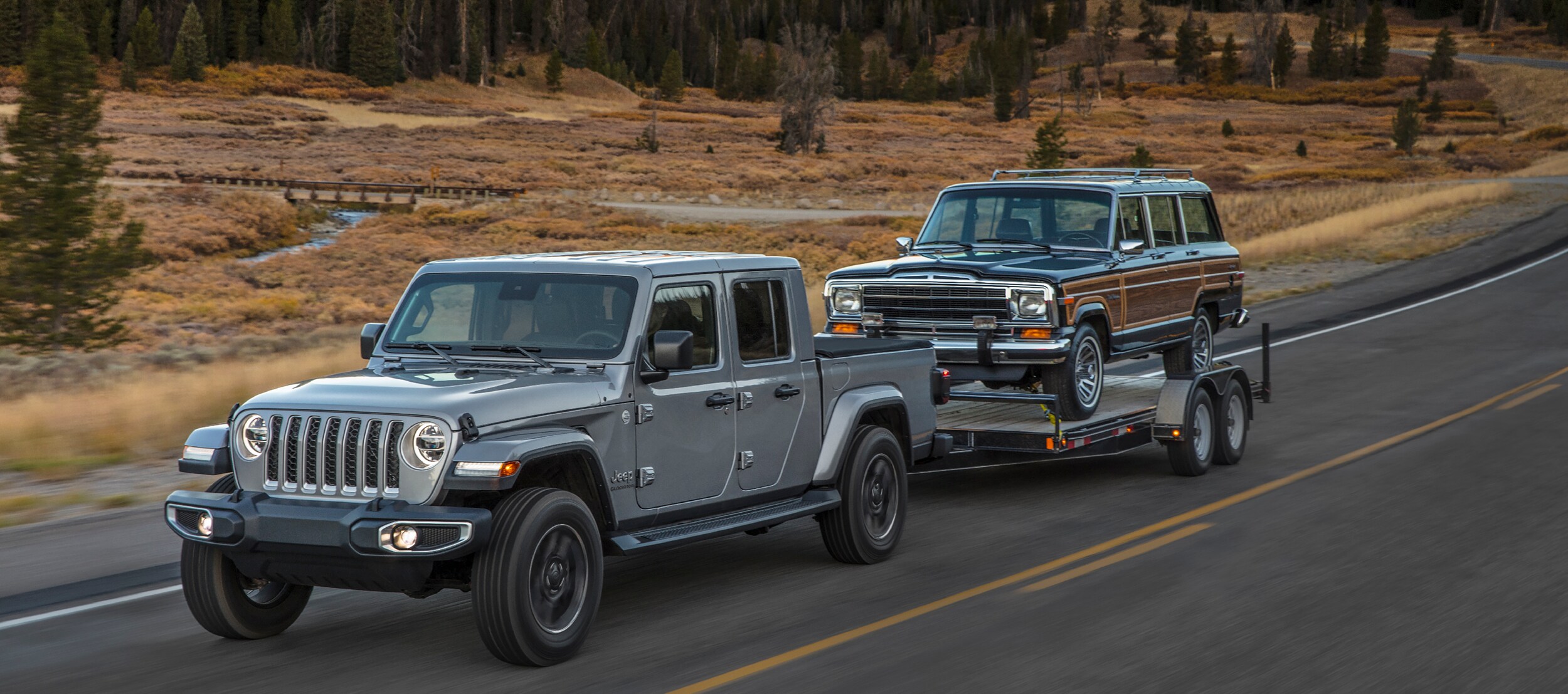 2020 Jeep Gladiator Exterior Silver.jpeg