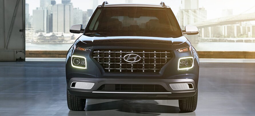 2019-hyundai-venue-back.png