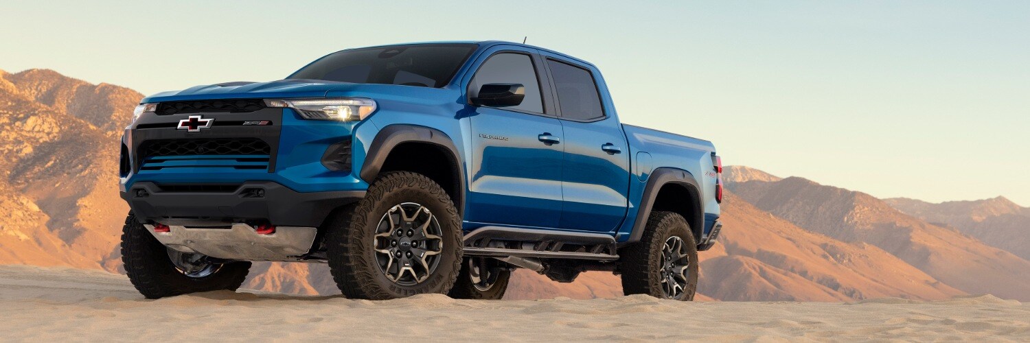 2025 Chevy Colorado 2025 Chevrolet Colorado ZR2 driving over desert sand