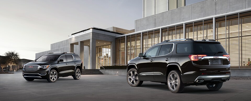 2018-GMC-Acadia-Rear.png