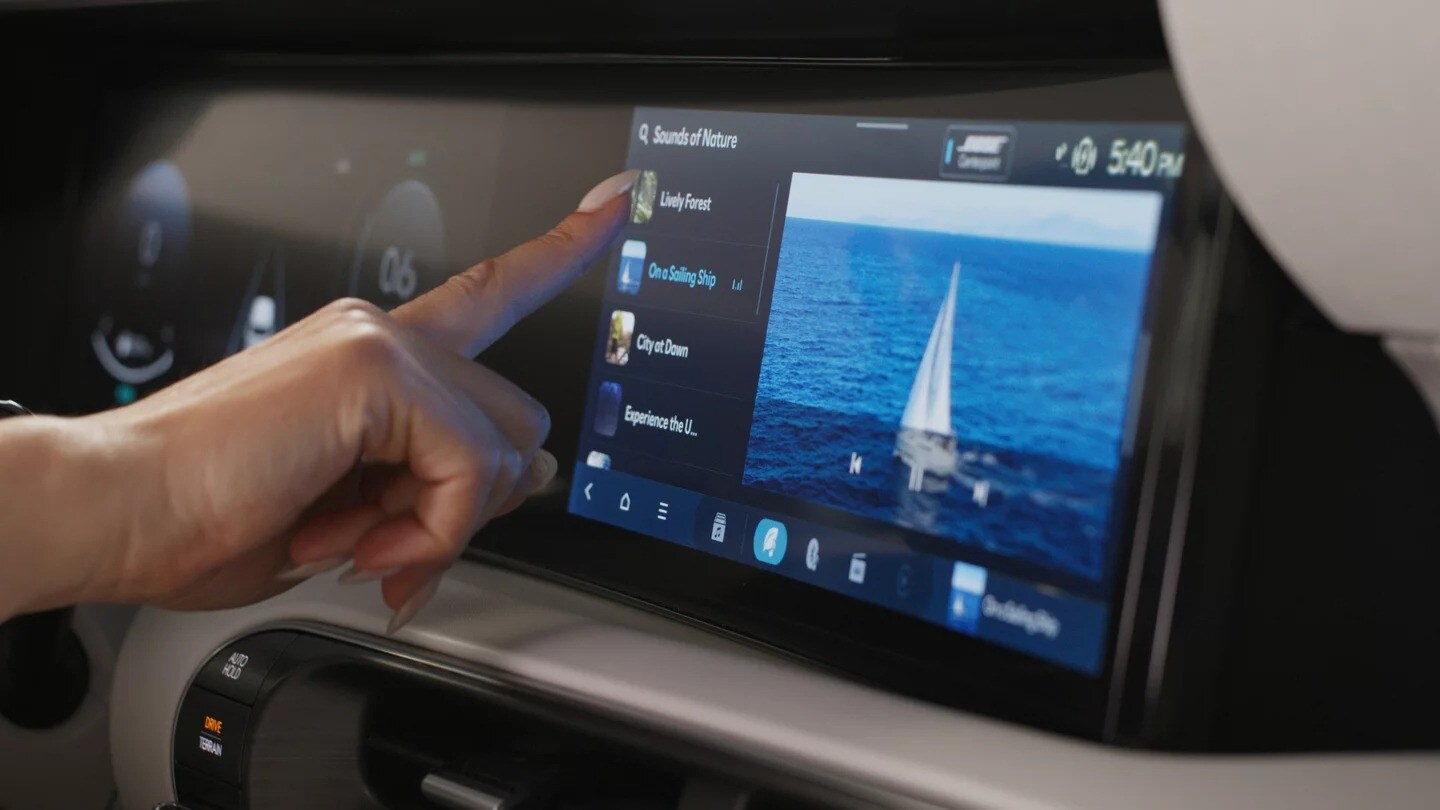 Which Hyundai Palisade Technology Features Are Most Useful Every Day?