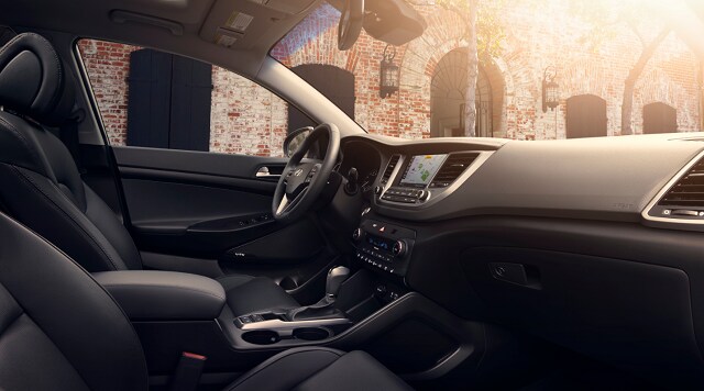 2018-Hyundai-Tucson-Interior.png