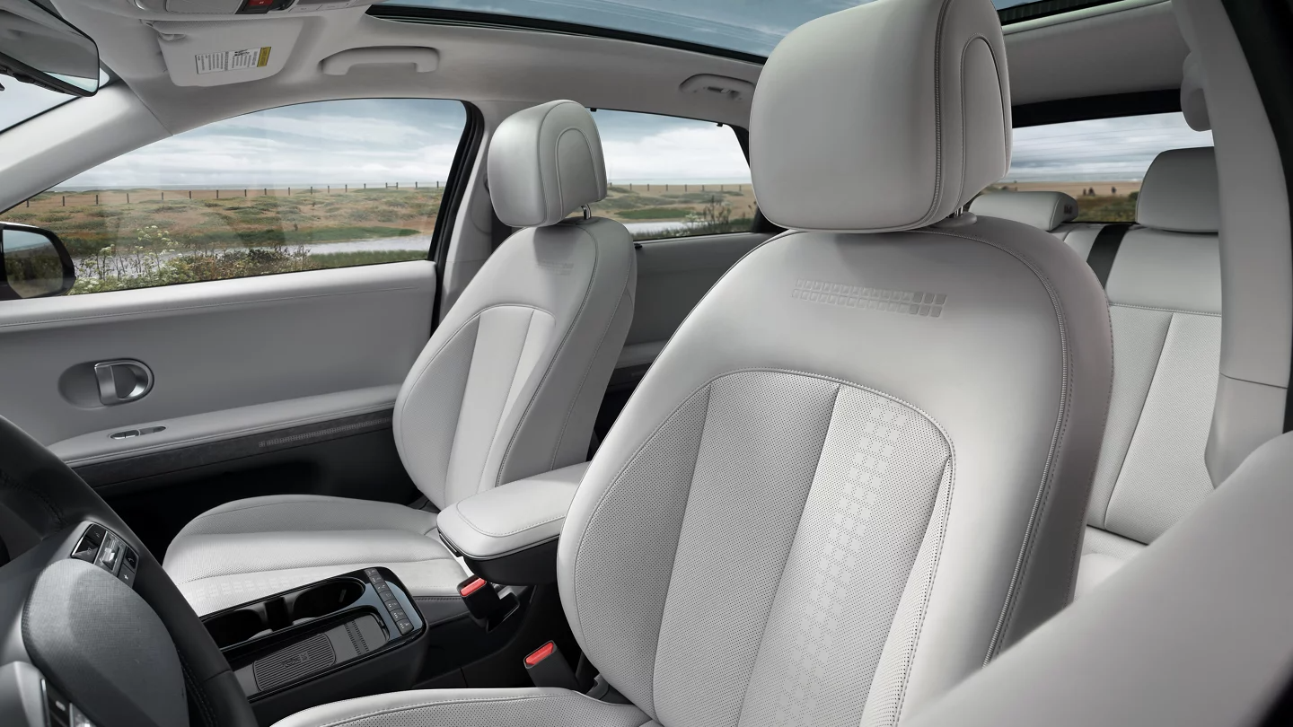 2025 Hyundai Ioniq 5 Interior 2025 Hyundai Ioniq 5 Interior