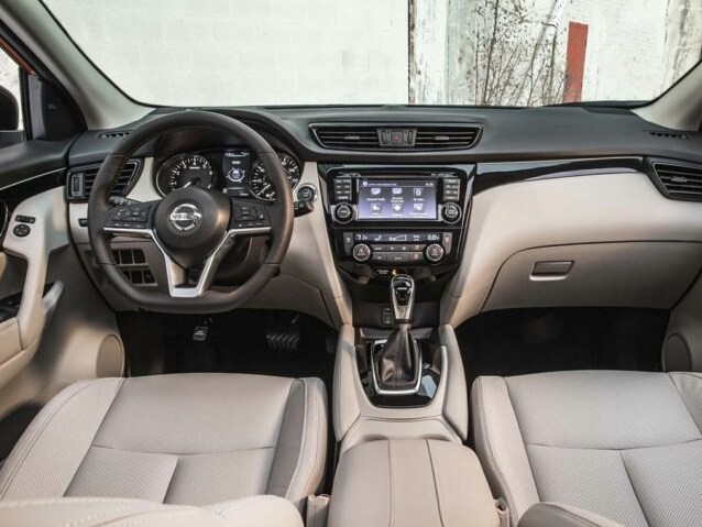 2017-Nissan-Rogue-Sport-Interior.png
