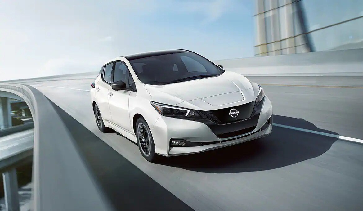 2025 Nissan LEAF Performance