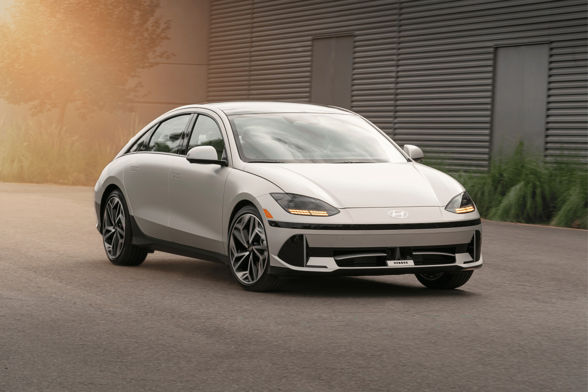 2023 IONIQ 6 Exterior Close Up.png