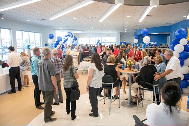 HO Award Crowd 2.jpg