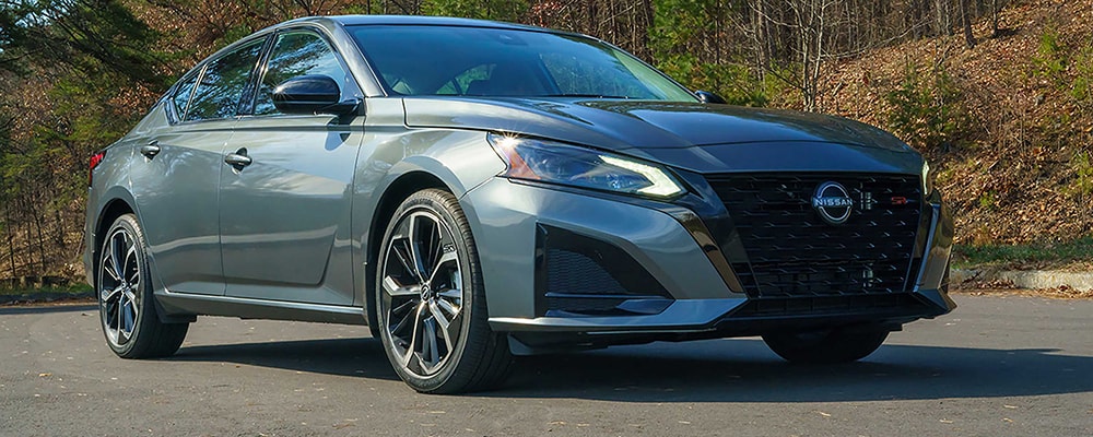 2024-Nissan-Altima-SR-Sedan-L39.jpg