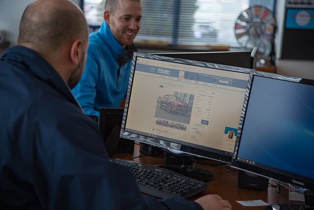 Roush Ford Staff 2.jpg