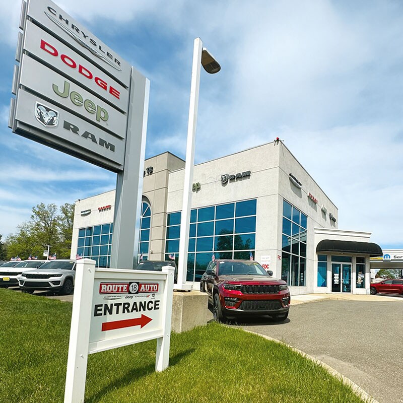 Rt18-800x800-dealership-ext3.jpg