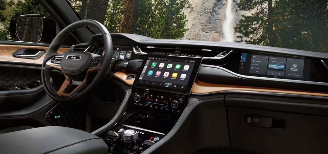 2024 Jeep Grand Cherokee 4xe Interior.png