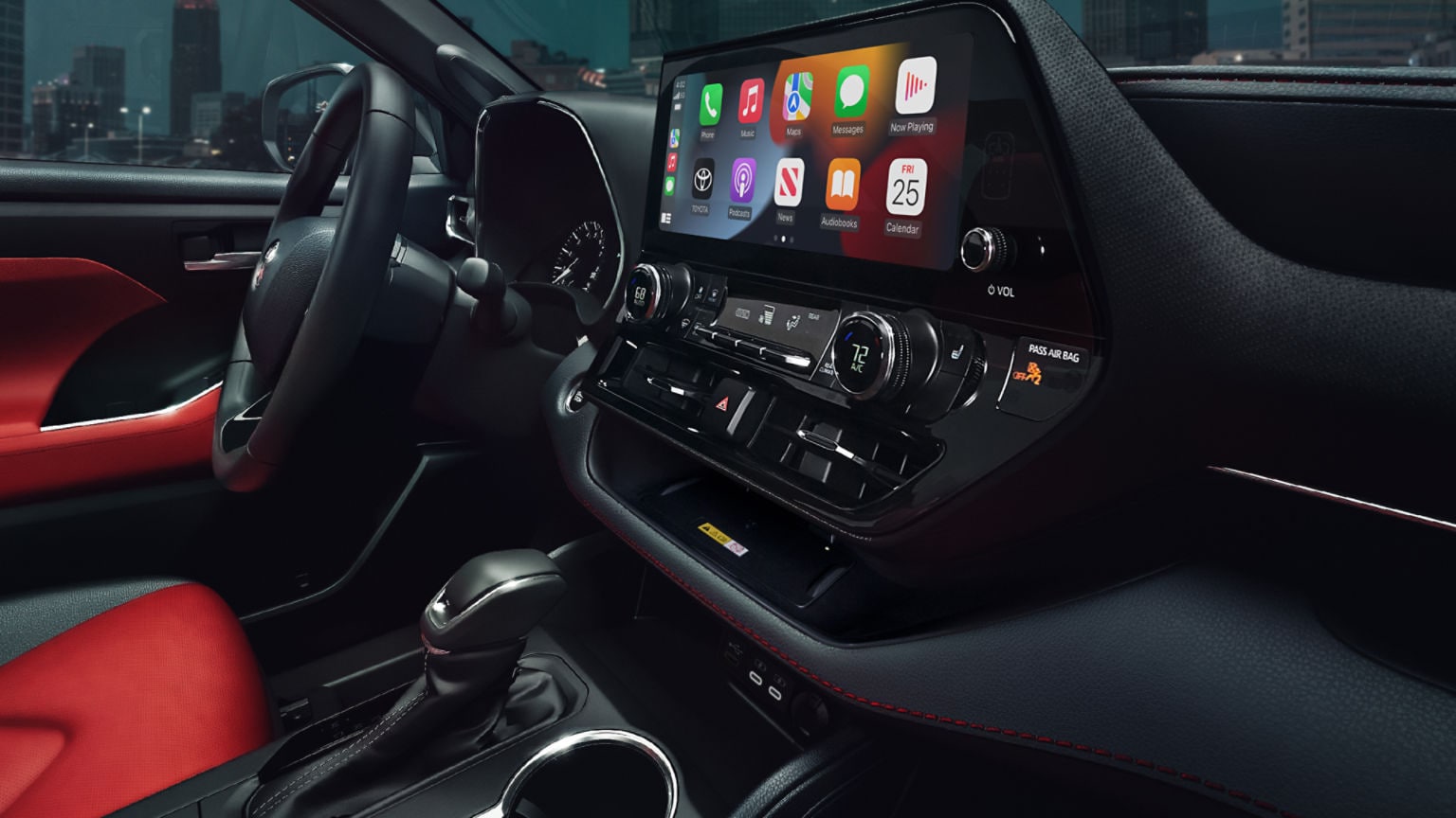 Toyota Highlander Hybrid Interior.jpeg