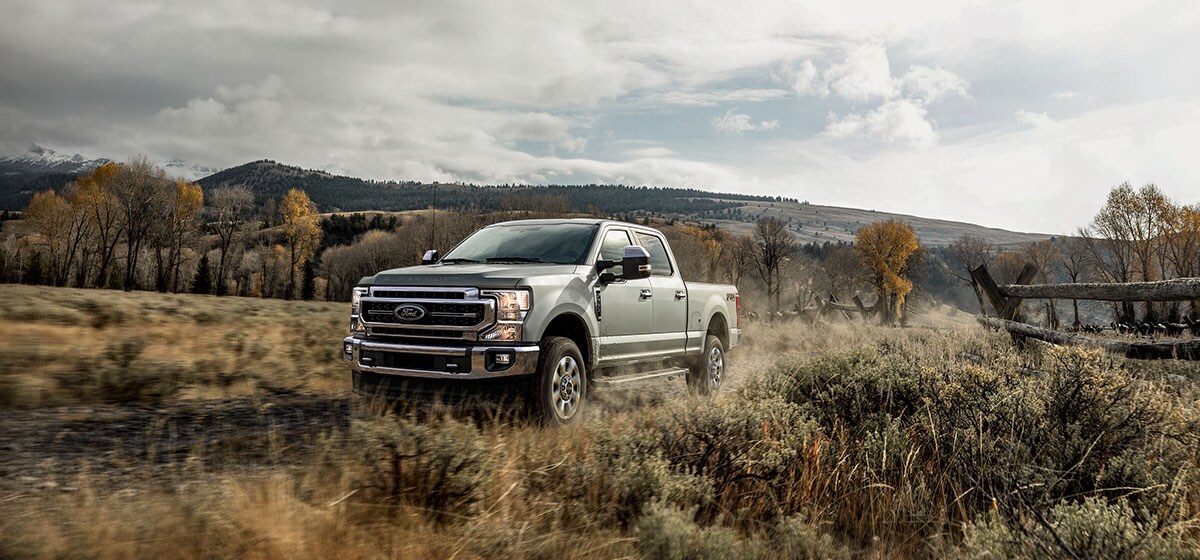 2021-Ford-F250-Larait-SuperCrew-Truck-L02.jpg