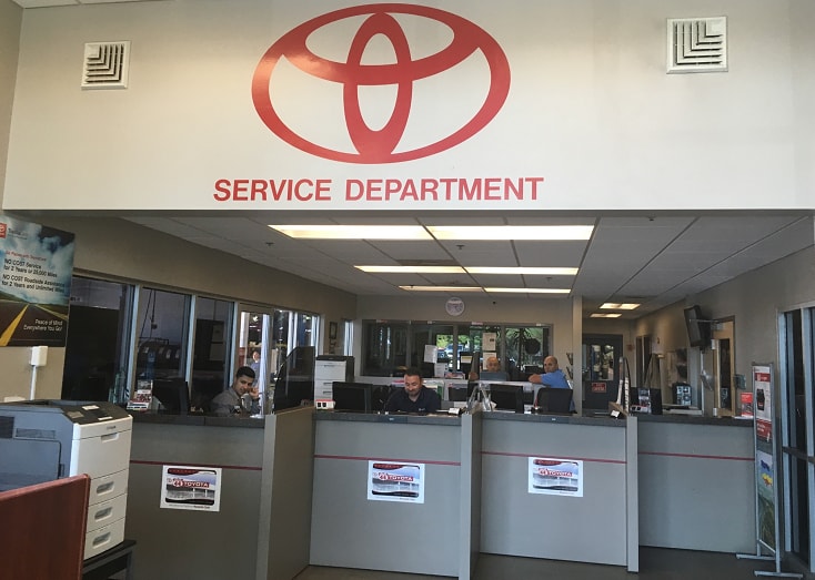 Route 44 Toyota_Service Writers.png
