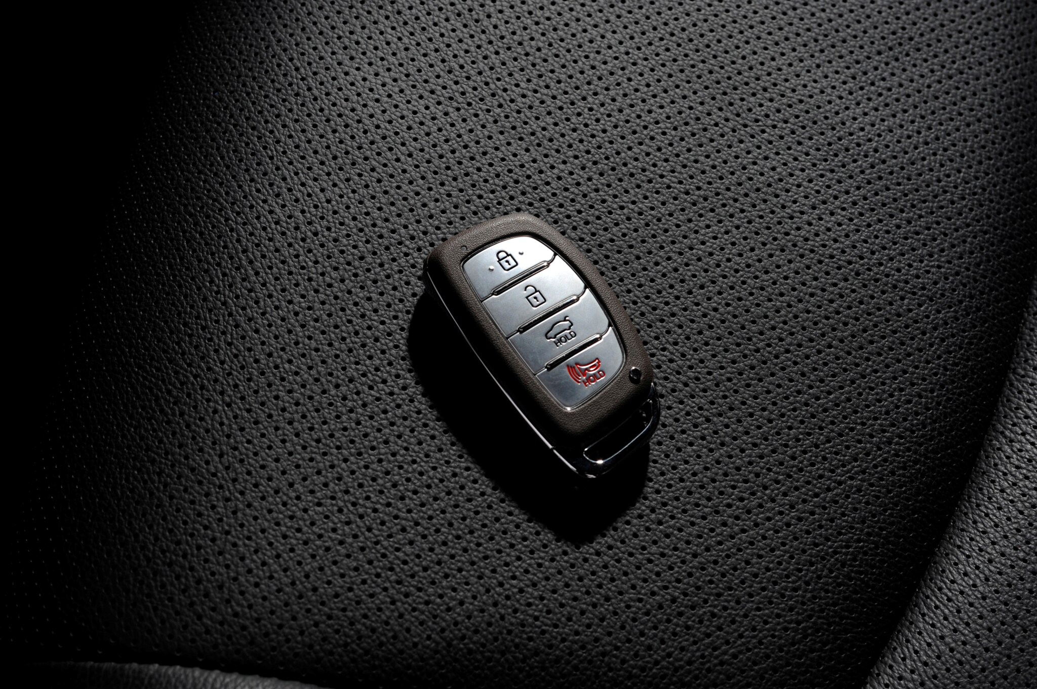 2015-Hyundai-Elantra-key-fob.jpg