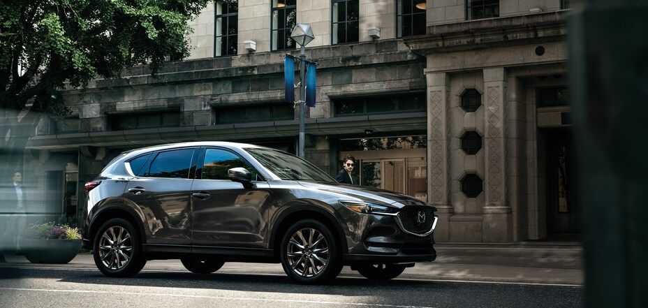 2019-Mazda-CX5-GrandTouring-SUV-L01.png