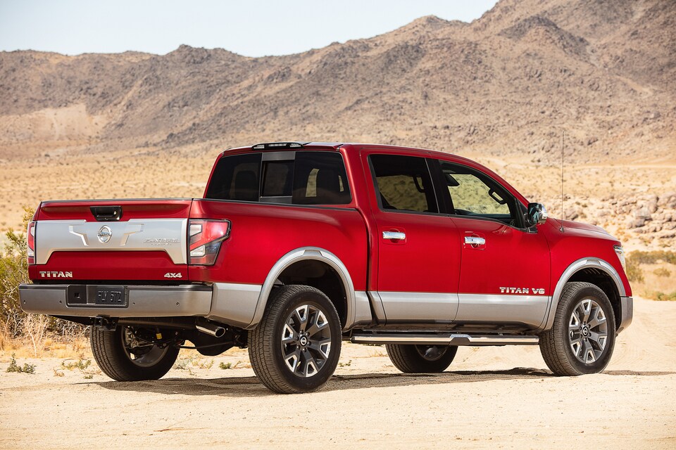 2023-Nissan-Titan-PlatinumReserve-CrewCab-Truck-L04.jpeg