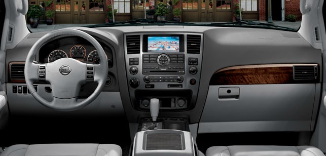 2013 Nissan armada interior #10