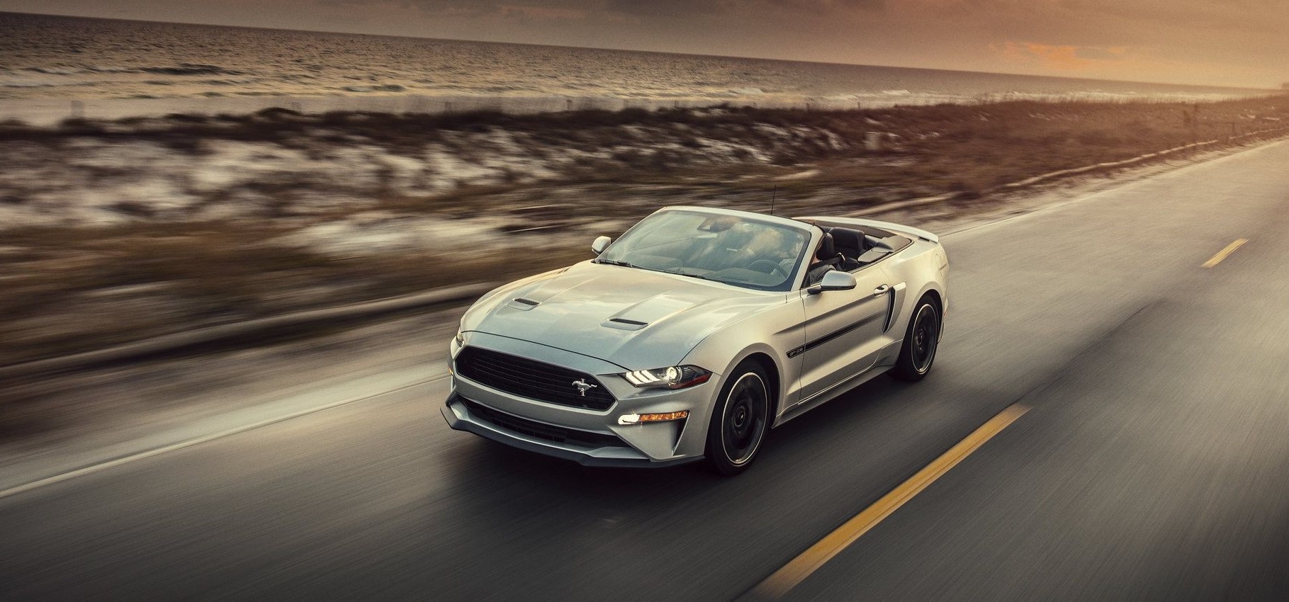 2019-Ford-Mustang-Convertible.jpg