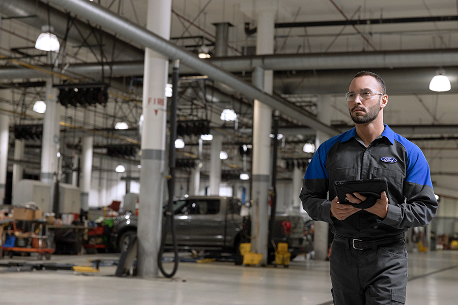 Ford_Service_4953_RET.png