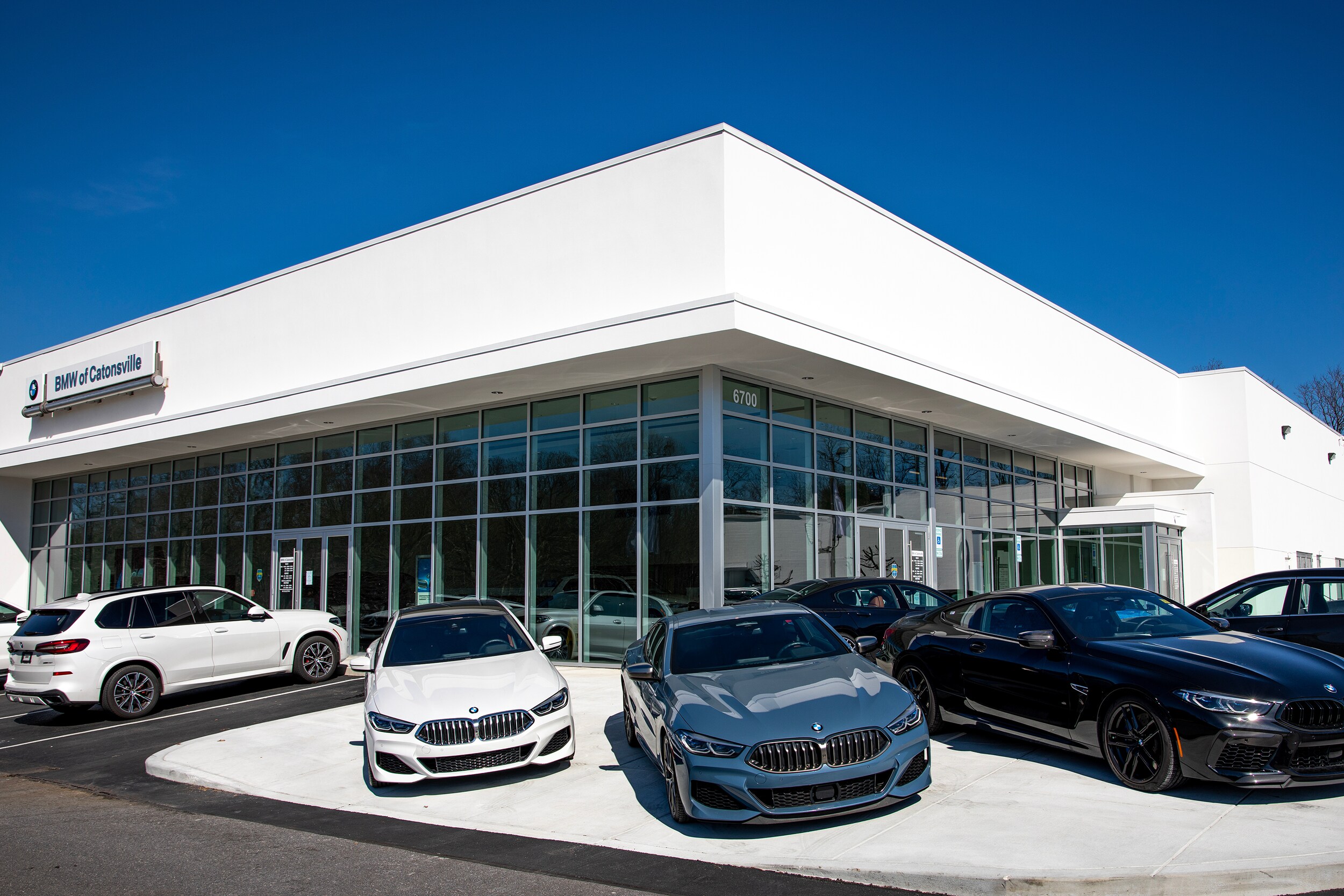 BMWC_Exterior_Front With Vehicles.jpg