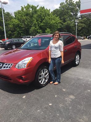 Kayla Wiggs kia nissan rogue.jpg