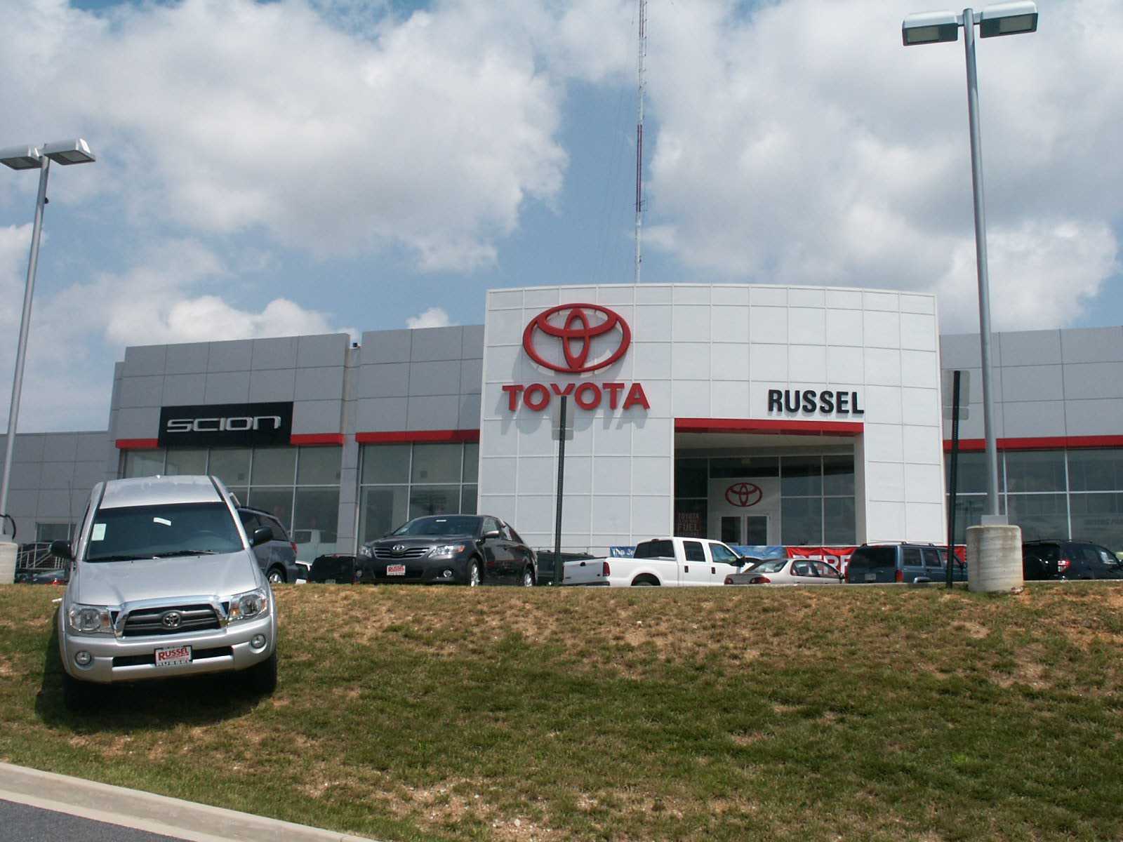 russeltoyota3.jpg