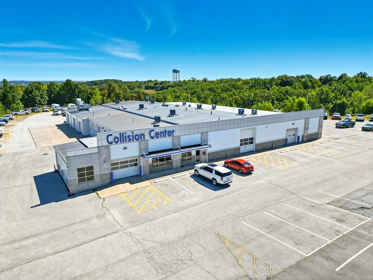 Rusty Drewing Collision Center on Christy Drive in Jefferson City