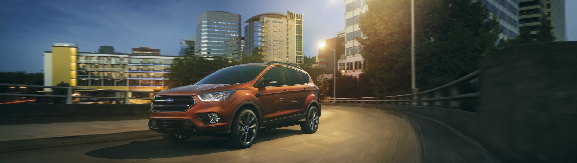 2017 Ford Escape_lifestyle.png