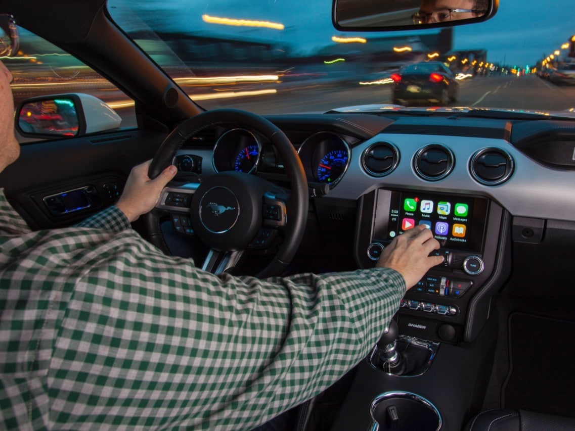 Apple CarPlay and Android Auto