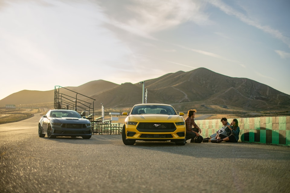 2024-Ford-Mustang-Ecoboost-Fastback-Coupe-L06.jpeg