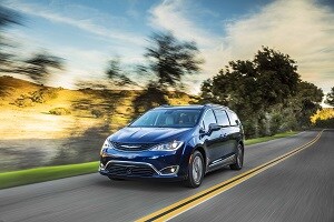 2018 Chrysler Pacifica Blue Bloomington IL