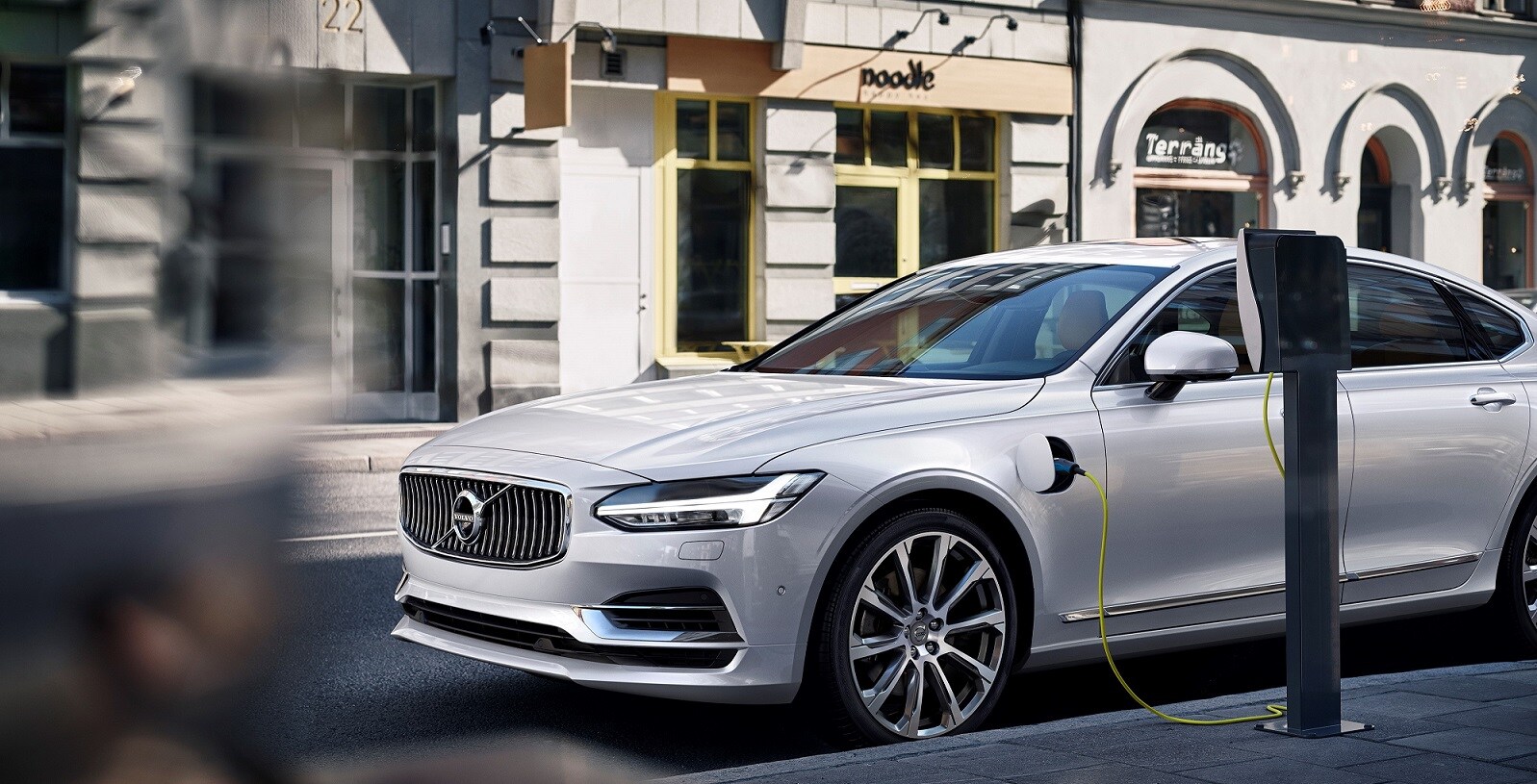 170158_Twin_Engine_T8_Volvo_S90_Inscription_White 1600.jpg